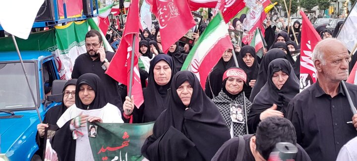 تصاویر/ راهپیمایی جاماندگان از تشییع رهبر شهید (ره) در فریدونکنار