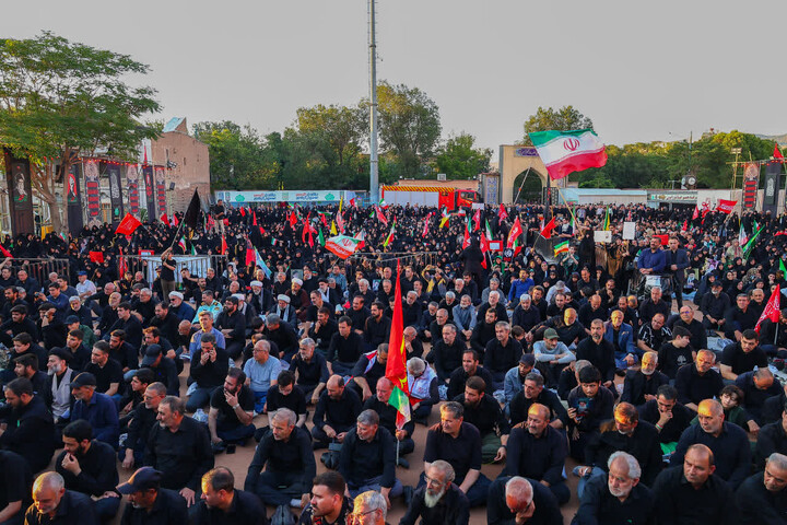 تصاویر / اجتماع مردمی و وداع مردم تبریز با رهبر شهید انقلاب