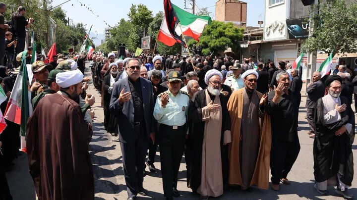 تصاویر / مراسم بزرگداشت امام شهید حضرت آیت الله العظمی خامنه ای در شهرستان مرند