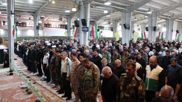 تصاویر / مراسم بزرگداشت امام شهید حضرت آیت الله العظمی خامنه ای در شهرستان مرند