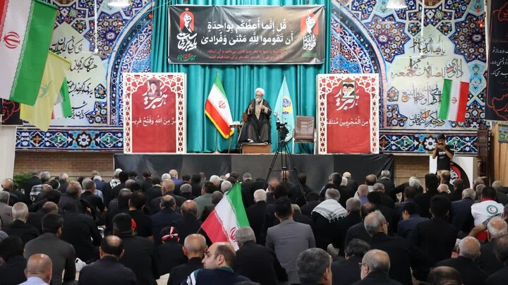 تصاویر / مراسم بزرگداشت امام شهید حضرت آیت الله العظمی خامنه ای در شهرستان مرند