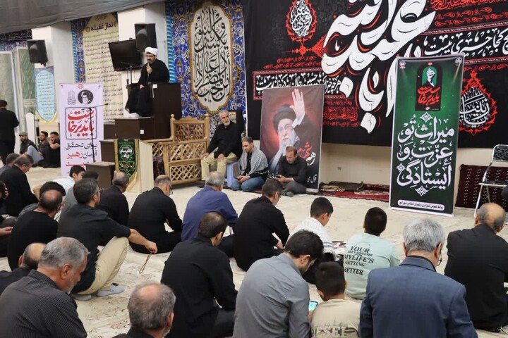 تصاویر / مراسم بزرگداشت امام شهید حضرت آیت الله العظمی خامنه ای در شهرستان ابهر