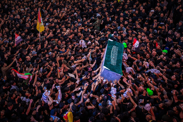 Photos/Karbala en deuil : L’ultime hommage au Grand Ayatollah martyr Sayyid Ali Khamenei