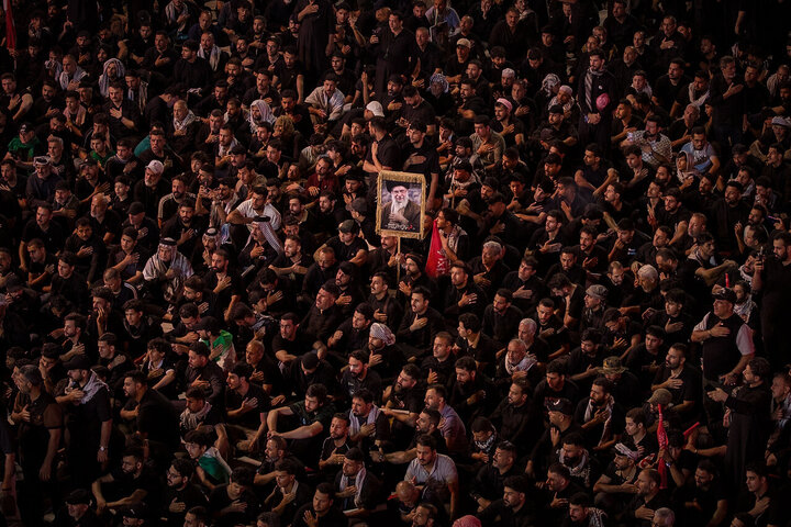Photos/Karbala en deuil : L’ultime hommage au Grand Ayatollah martyr Sayyid Ali Khamenei