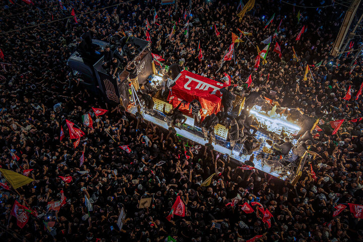 Photos/Karbala en deuil : L’ultime hommage au Grand Ayatollah martyr Sayyid Ali Khamenei