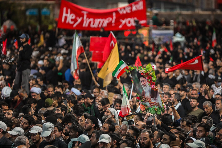 Photos/L’ultime hommage à Mashhad : procession historique pour le Grand Ayatollah martyr Sayyid Ali Khamenei