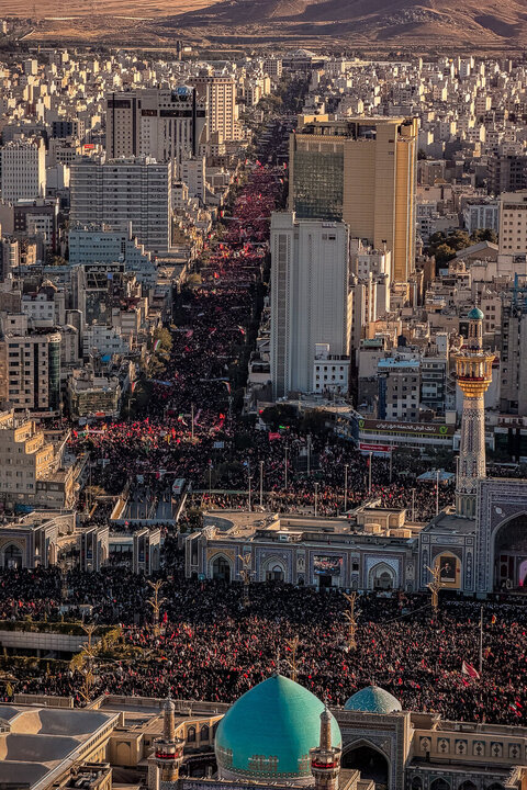 Photos/L’ultime hommage à Mashhad : procession historique pour le Grand Ayatollah martyr Sayyid Ali Khamenei