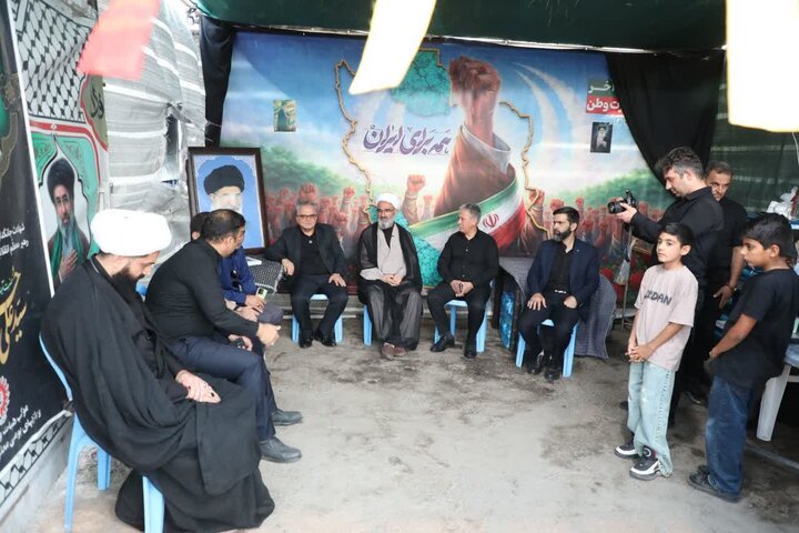بازدید حجت‌الاسلام والمسلمین مطیعی از مواکب خدمت‌رسانی به عزاداران مراسم تشییع قائد شهید امت