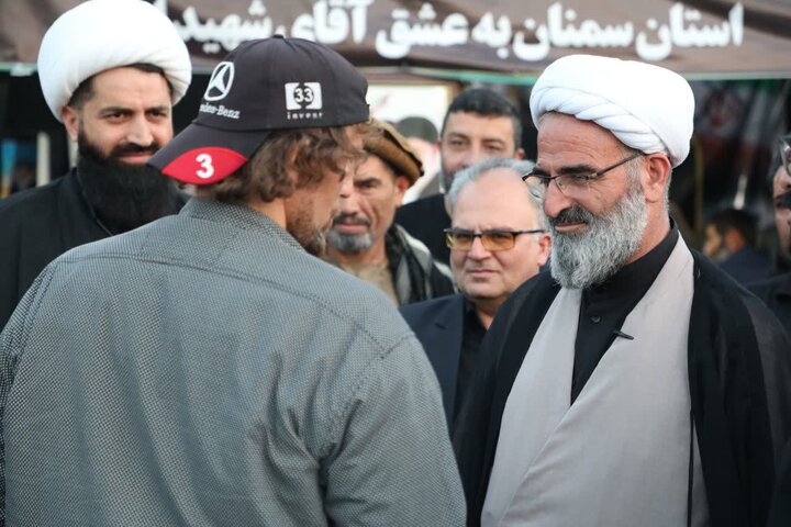 بازدید حجت‌الاسلام والمسلمین مطیعی از مواکب خدمت‌رسانی به عزاداران مراسم تشییع قائد شهید امت