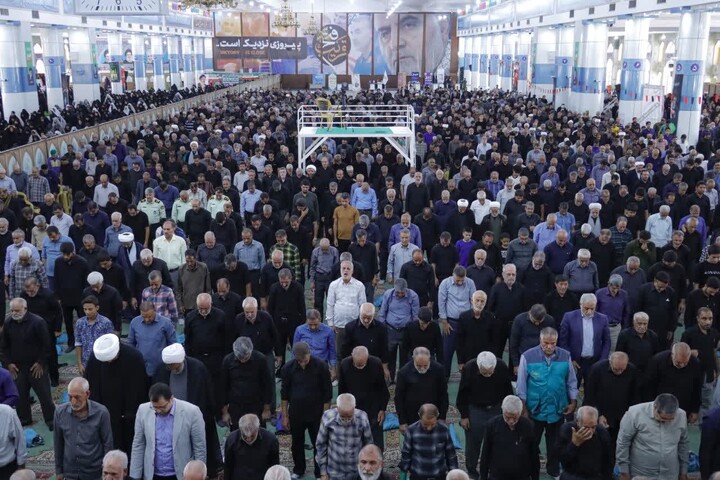 تصاویر/ اقامه نمازجمعه شهر کرمان