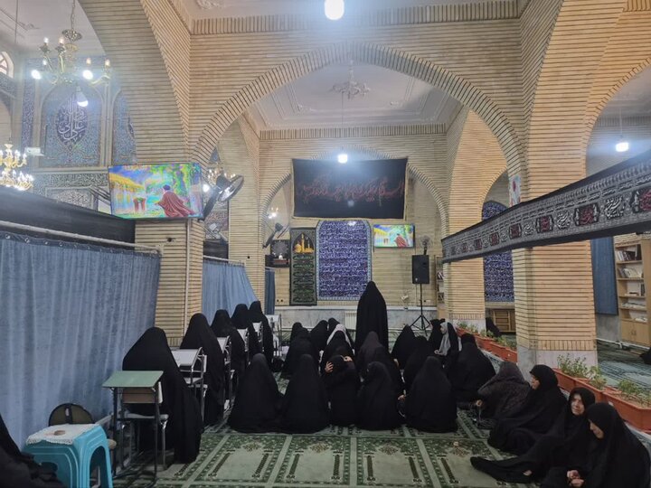 تصاویر/ اقامه نمازجمعه شهر راین