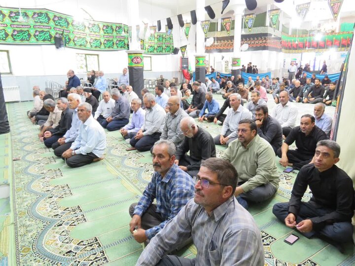 تصاویر/ اقامه نمازجمعه امین‌شهر