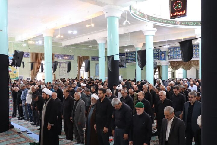 تصاویر/ اقامه نماز عبادی-سیاسی جمعه در شهرستان تکاب