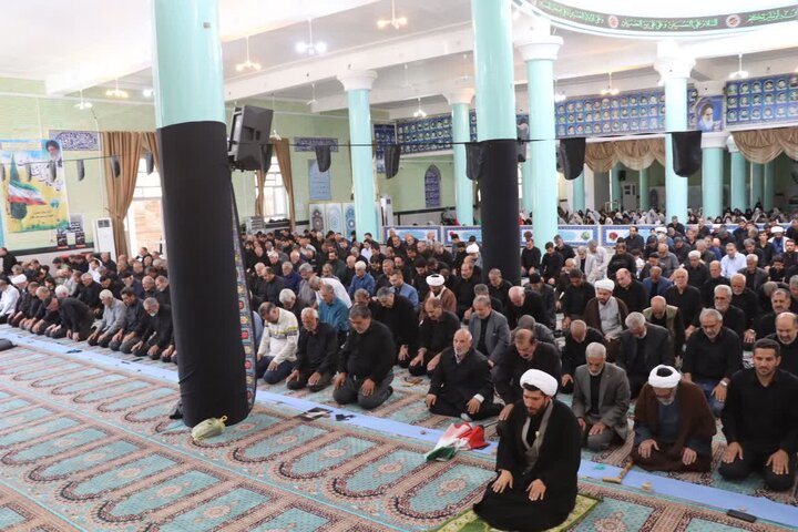 تصاویر/ اقامه نماز عبادی-سیاسی جمعه در شهرستان تکاب