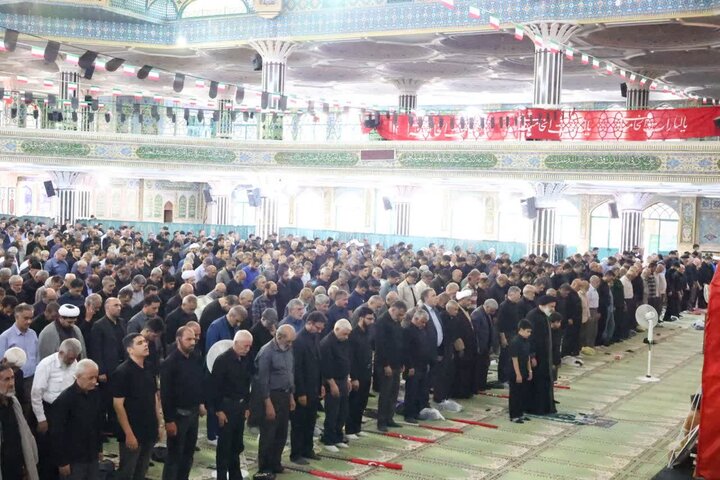 آیین عزاداری شهادت امام سجاد(ع) و گرامیداشت رهبر شهید امت در شهرکرد