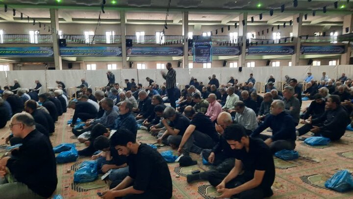 تصاویر/اقامه نماز عبادی سیاسی جمعه در خمین