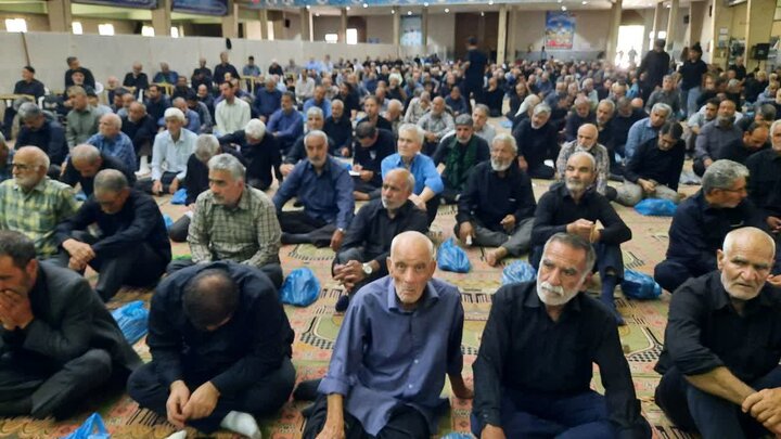 تصاویر/اقامه نماز عبادی سیاسی جمعه در خمین