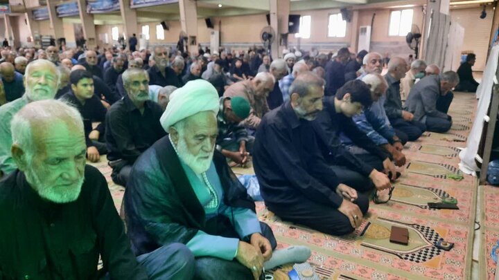 تصاویر/اقامه نماز عبادی سیاسی جمعه در خمین