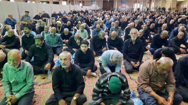 تصاویر/اقامه نماز عبادی سیاسی جمعه در خمین