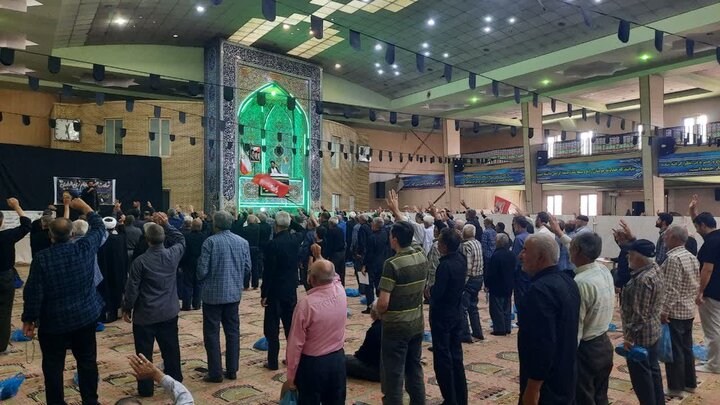 تصاویر/اقامه نماز عبادی سیاسی جمعه در خمین