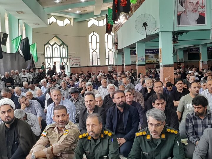 تصاویر/ اقامه نماز جمعه پارس آباد