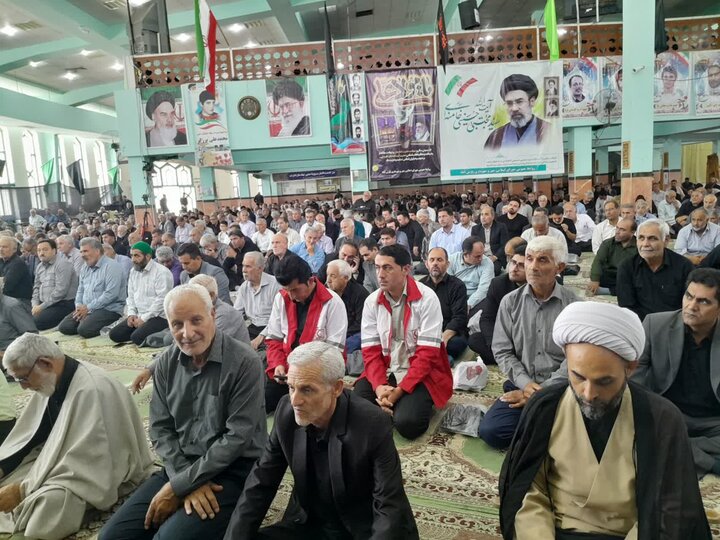 تصاویر/ اقامه نماز جمعه پارس آباد