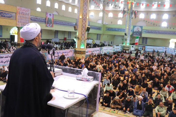 تصاویر/ اقامه نماز جمعه در اسلامشهر