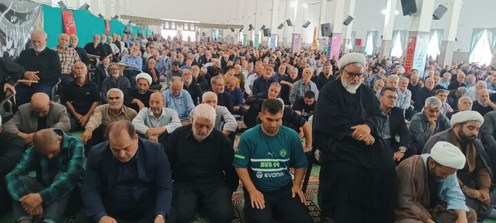 تصاویر/اقامه نماز عبادی سیاسی جمعه در ساوه