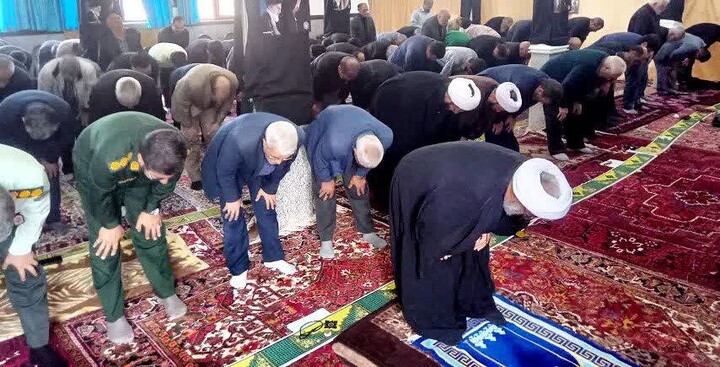 تصاویر/ اقامه نماز جمعه در کلیبر