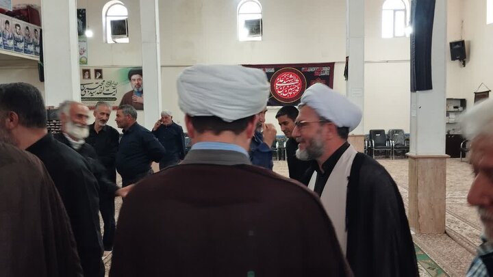 تصاویر/ اقامه نماز جمعه شهرستان باروق