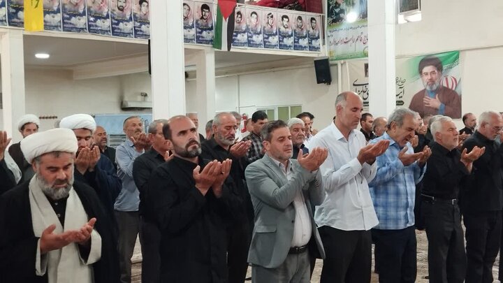 تصاویر/ اقامه نماز جمعه شهرستان باروق