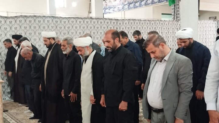تصاویر/ اقامه نماز جمعه شهرستان باروق