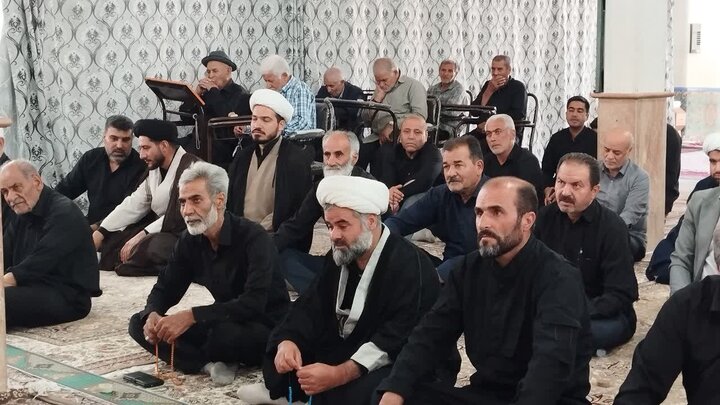 تصاویر/ اقامه نماز جمعه شهرستان باروق