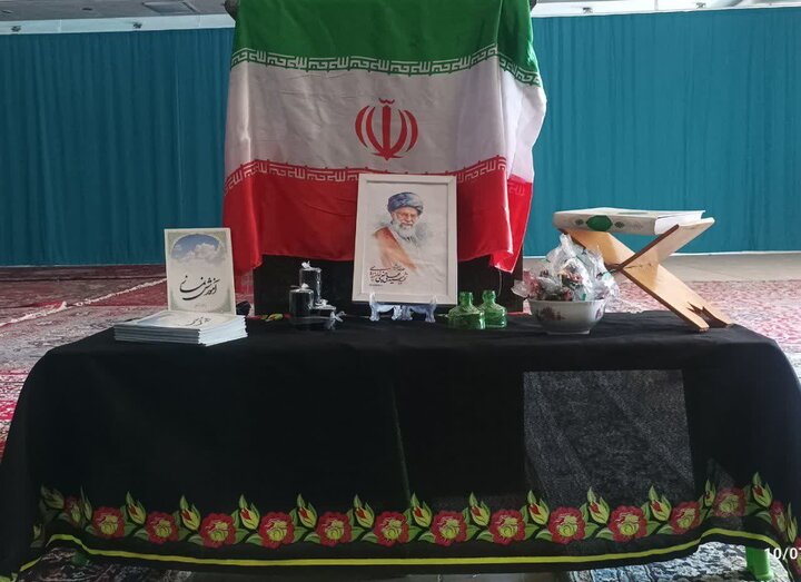 تصاویر/ اقامه نماز عبادی سیاسی جمعه در بهارستان