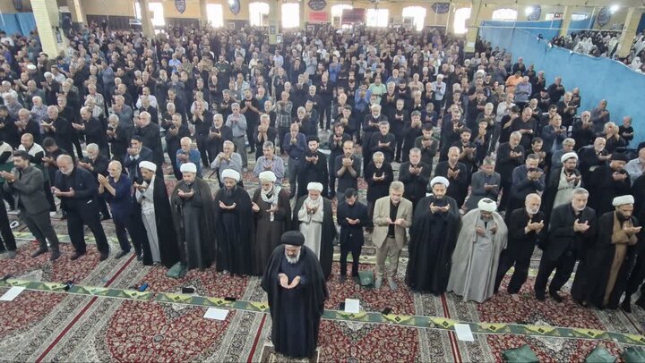 تصاویر/ اقامه نماز عبادی سیاسی جمعه در بهارستان