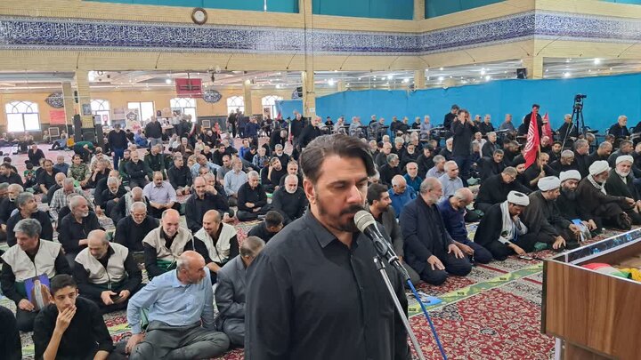 تصاویر/ اقامه نماز عبادی سیاسی جمعه در بهارستان