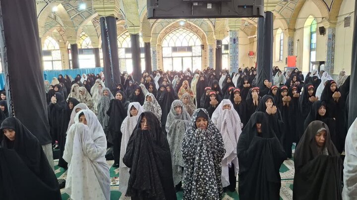 تصاویر/ اقامه نمازجمعه شهر ماهان