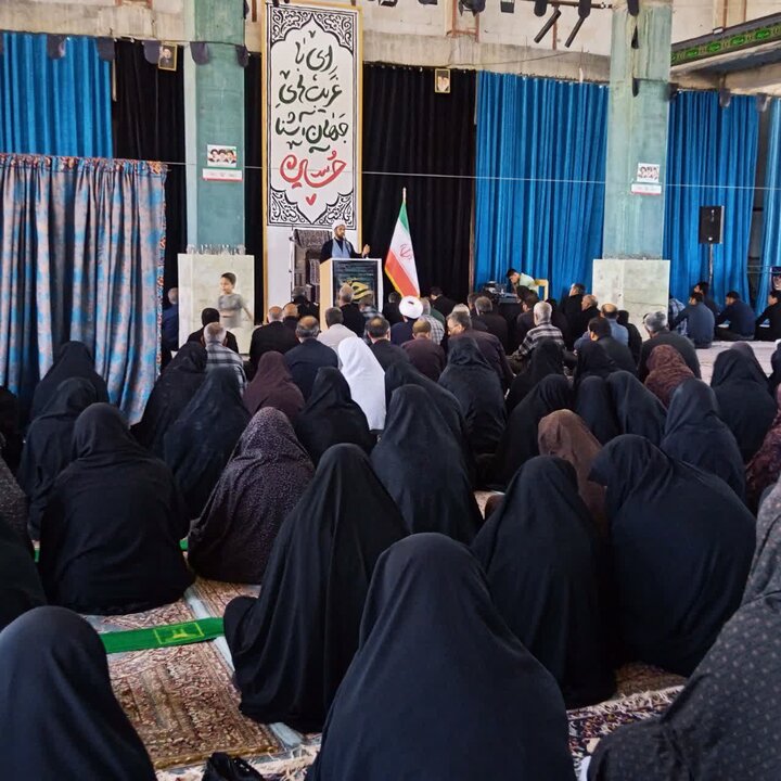 تصاویر/ اقامه نمازجمعه شهر محی‌آباد