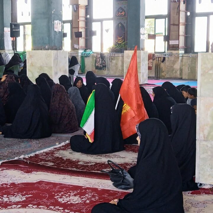 تصاویر/ اقامه نمازجمعه شهر محی‌آباد