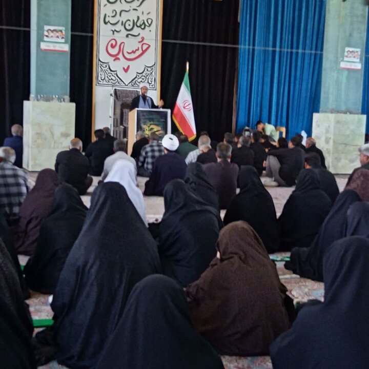 تصاویر/ اقامه نمازجمعه شهر محی‌آباد