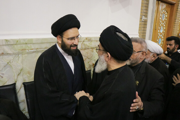 تصاویر/ مراسم ختم قائد شهید اُمت حضرت آیت‌ الله العظمی امام خامنه‌ای از طرف رهبر عظیم‌ الشأن انقلاب در حرم حضرت معصومه سلام‌الله‌علیها