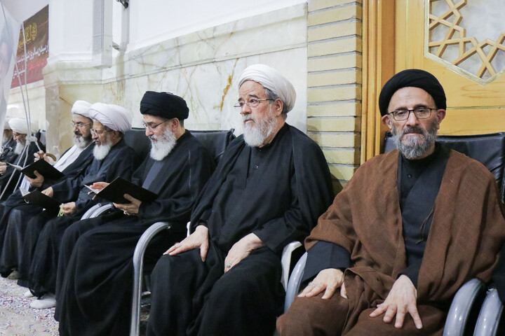 تصاویر/ مراسم ختم قائد شهید اُمت حضرت آیت‌ الله العظمی امام خامنه‌ای از طرف رهبر عظیم‌ الشأن انقلاب در حرم حضرت معصومه سلام‌الله‌علیها