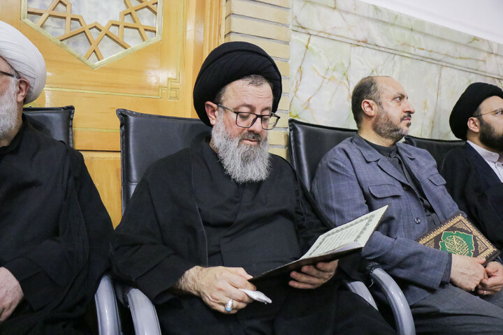 تصاویر/ مراسم ختم قائد شهید اُمت حضرت آیت‌ الله العظمی امام خامنه‌ای از طرف رهبر عظیم‌ الشأن انقلاب در حرم حضرت معصومه سلام‌الله‌علیها