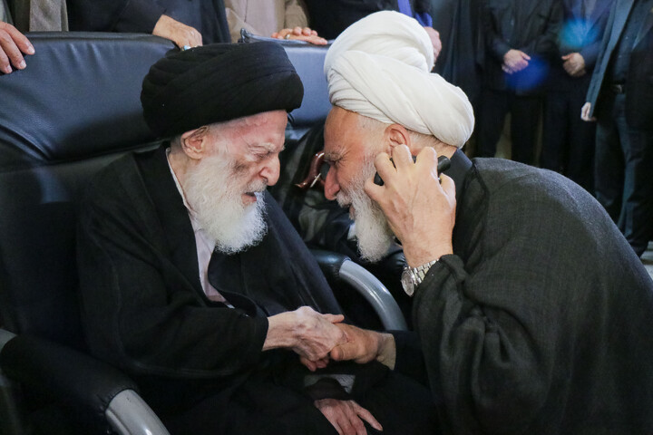 تصاویر/ مراسم ختم قائد شهید اُمت حضرت آیت‌ الله العظمی امام خامنه‌ای از طرف رهبر عظیم‌ الشأن انقلاب در حرم حضرت معصومه سلام‌الله‌علیها