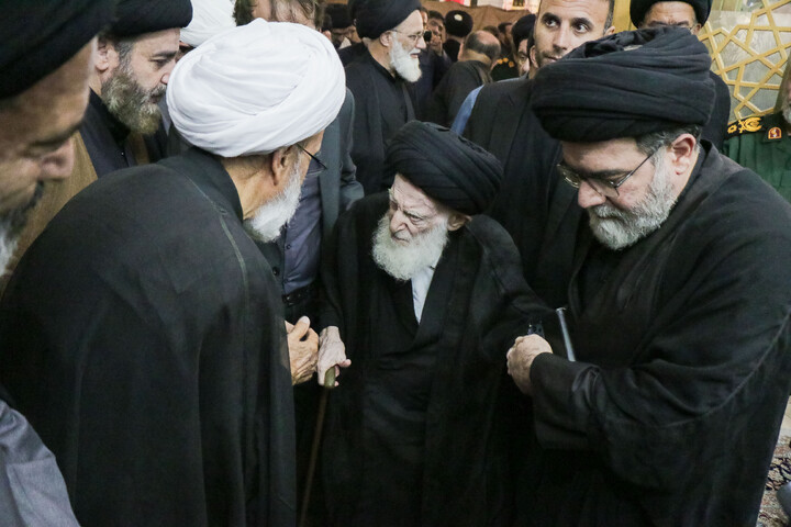 تصاویر/ مراسم ختم قائد شهید اُمت حضرت آیت‌ الله العظمی امام خامنه‌ای از طرف رهبر عظیم‌ الشأن انقلاب در حرم حضرت معصومه سلام‌الله‌علیها