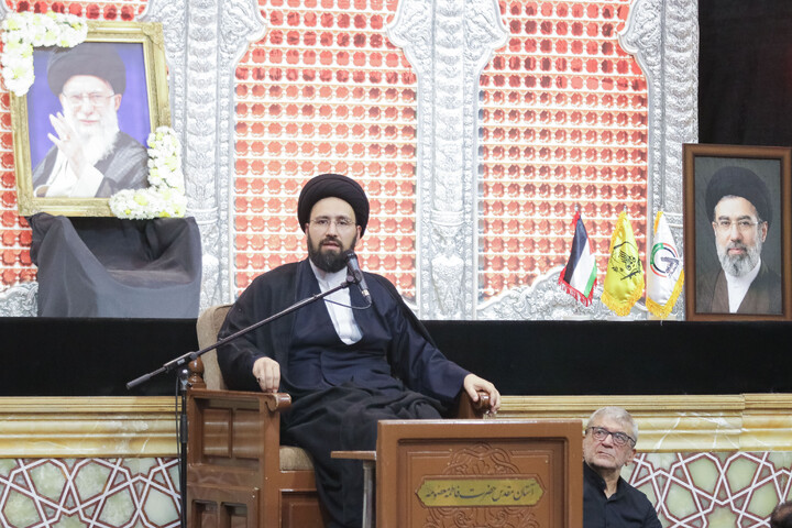 تصاویر/ مراسم ختم قائد شهید اُمت حضرت آیت‌ الله العظمی امام خامنه‌ای از طرف رهبر عظیم‌ الشأن انقلاب در حرم حضرت معصومه سلام‌الله‌علیها