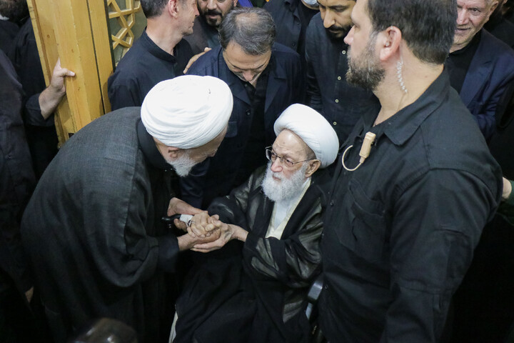 تصاویر/ مراسم ختم قائد شهید اُمت حضرت آیت‌ الله العظمی امام خامنه‌ای از طرف رهبر عظیم‌ الشأن انقلاب در حرم حضرت معصومه سلام‌الله‌علیها