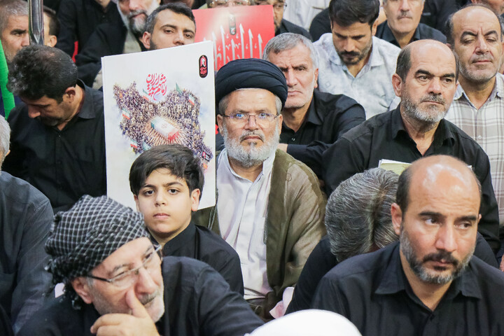 تصاویر/ مراسم ختم قائد شهید اُمت حضرت آیت‌ الله العظمی امام خامنه‌ای از طرف رهبر عظیم‌ الشأن انقلاب در حرم حضرت معصومه سلام‌الله‌علیها