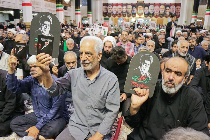 تصاویر/ مراسم ختم قائد شهید اُمت حضرت آیت‌ الله العظمی امام خامنه‌ای از طرف رهبر عظیم‌ الشأن انقلاب در حرم حضرت معصومه سلام‌الله‌علیها