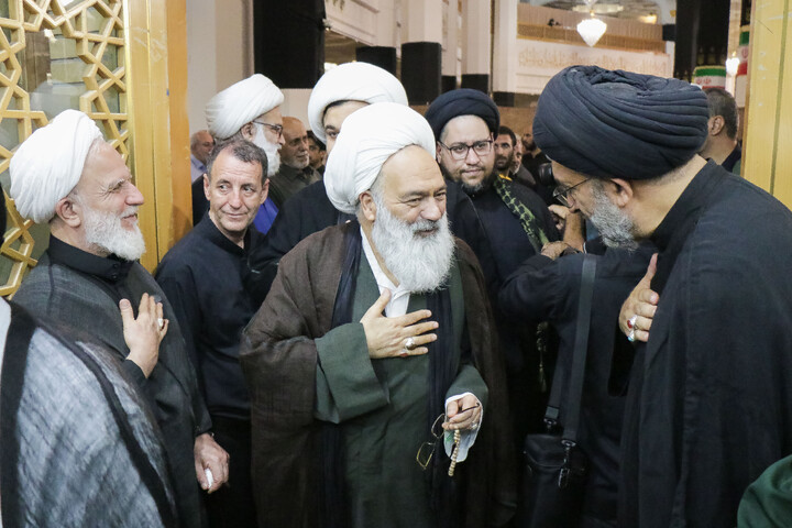 تصاویر/ مراسم ختم قائد شهید اُمت حضرت آیت‌ الله العظمی امام خامنه‌ای از طرف رهبر عظیم‌ الشأن انقلاب در حرم حضرت معصومه سلام‌الله‌علیها